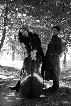 Cellistin Margreta Häfer und die Pianistin Yoko Kuwahara